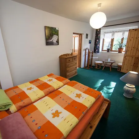 Vegzion - Vegan Homestay Svoboda nad Upou